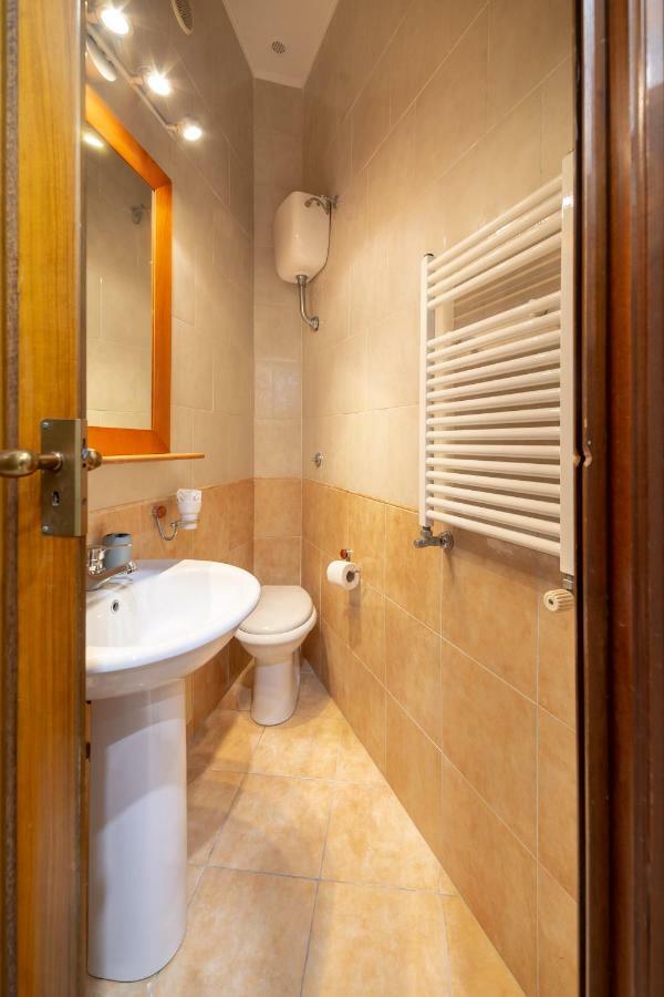 The Dante Apartment By HouseinNapoli Exterior foto