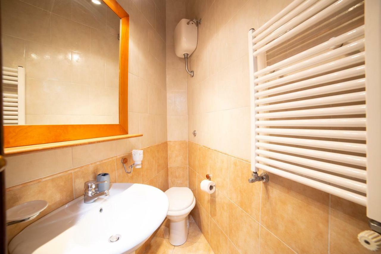 The Dante Apartment By HouseinNapoli Exterior foto